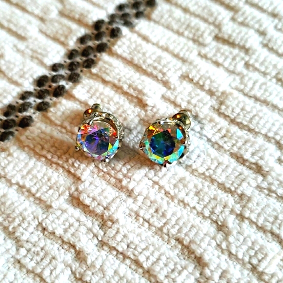 💎 RW&CO - Costume Jewlery Cubic Zirconia Stud Earings - Picture 1 of 4